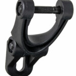 Scheinwerferhalter zu Herrmans H-BLACK MR4/8/PRO