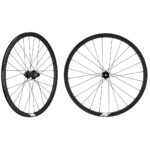 Radsatz Novatec 30 Disc schwarz Steckachse 11-fach