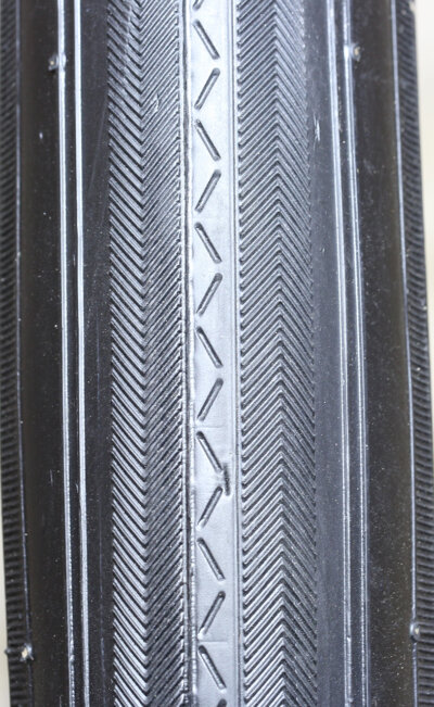 27 x 1 1/4 Pneu Fortune schwarz